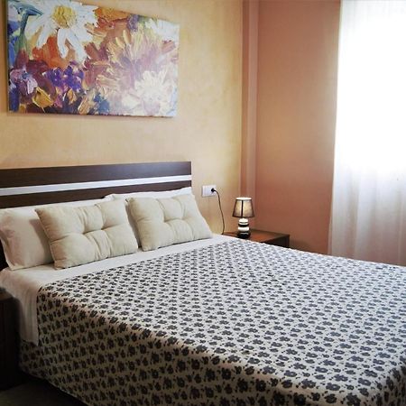 Amplio Piso 8 Mts Mezquita - Wifi - A/C - Parking コルドバ エクステリア 写真